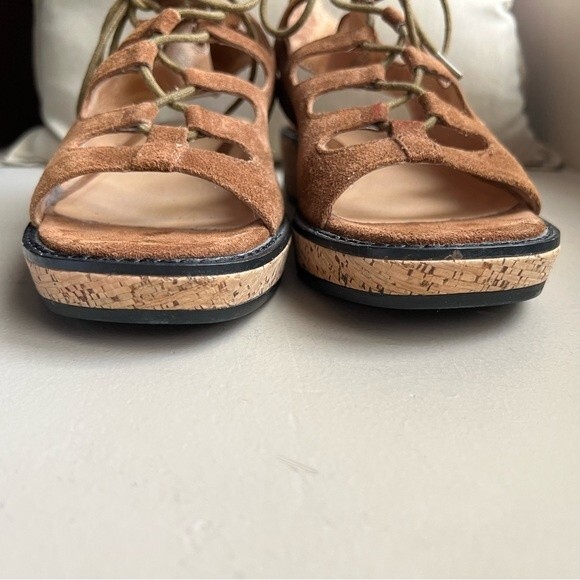 Bettye Bueller Brown Suede Gladiator Cork Heel Sandals Women 6 Casual Boho Laces - Picture 7 of 14